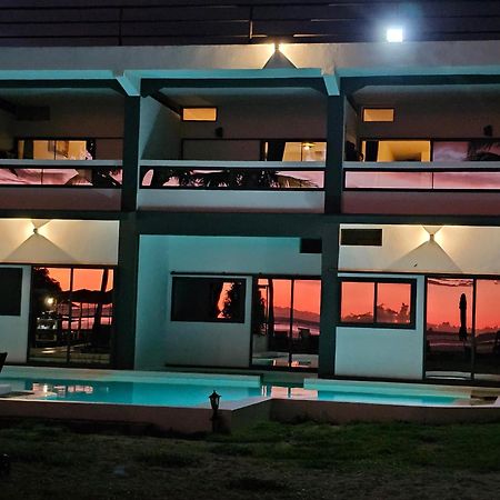 Swisscocobeach نوسي بي المظهر الخارجي الصورة
