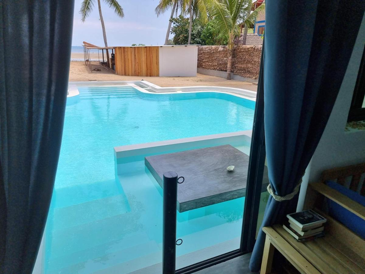 Swisscocobeach نوسي بي المظهر الخارجي الصورة